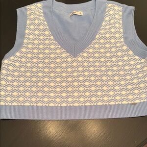 Hollister Blue and White Patterned Sweater Vest
